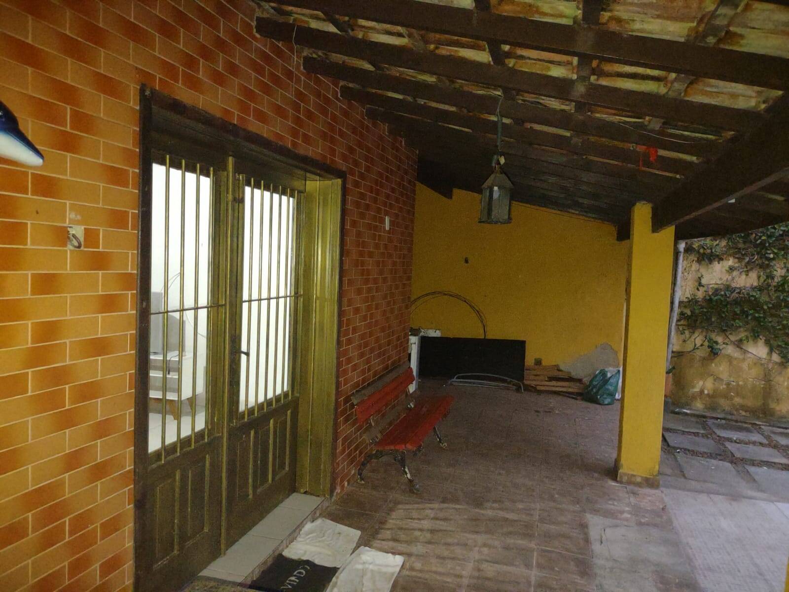 Casa à venda e aluguel com 4 quartos, 210m² - Foto 5