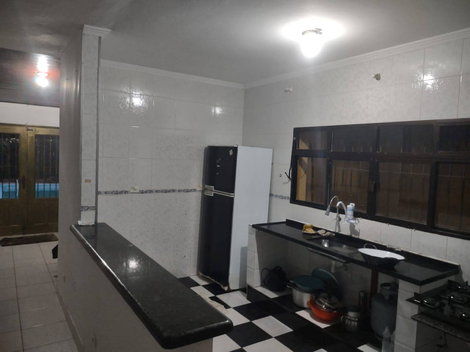 Casa à venda e aluguel com 4 quartos, 210m² - Foto 8