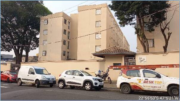 Apartamento à venda com 2 quartos, 42m² - Foto 2