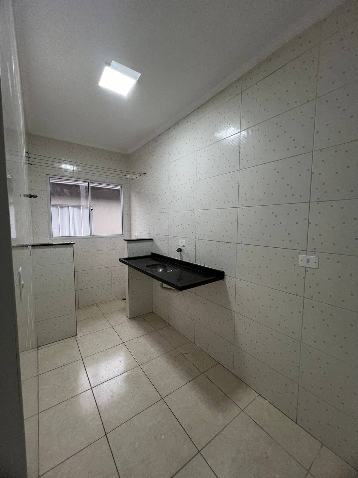 Sobrado à venda com 2 quartos, 52m² - Foto 4