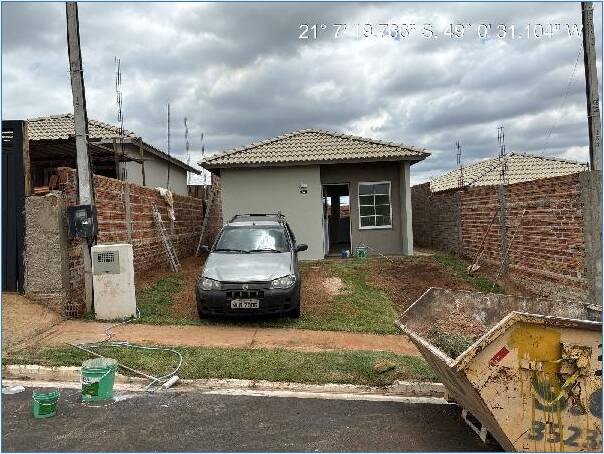 Casa à venda com 2 quartos, 43m² - Foto 1