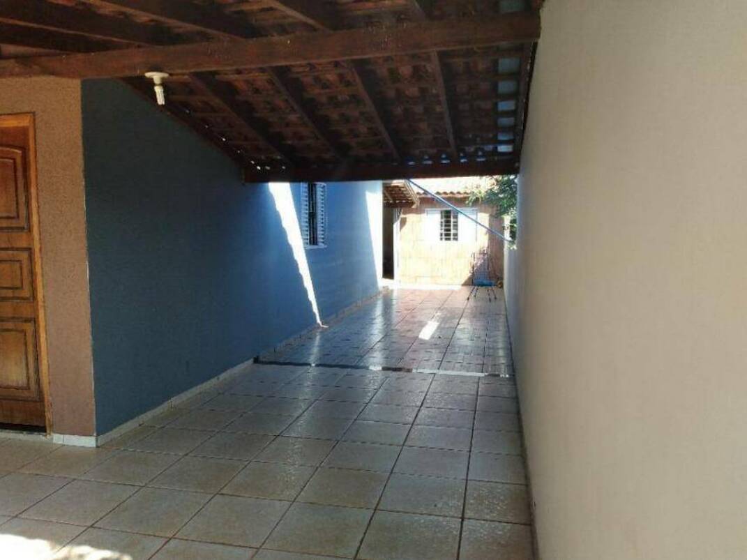 Casa à venda com 3 quartos, 160m² - Foto 2