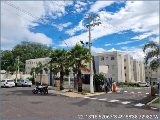 #8285 - Apartamento para Venda em Marília - SP - 1