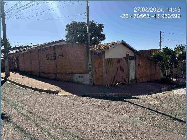 #8467 - Casa para Venda em Agudos - SP - 1